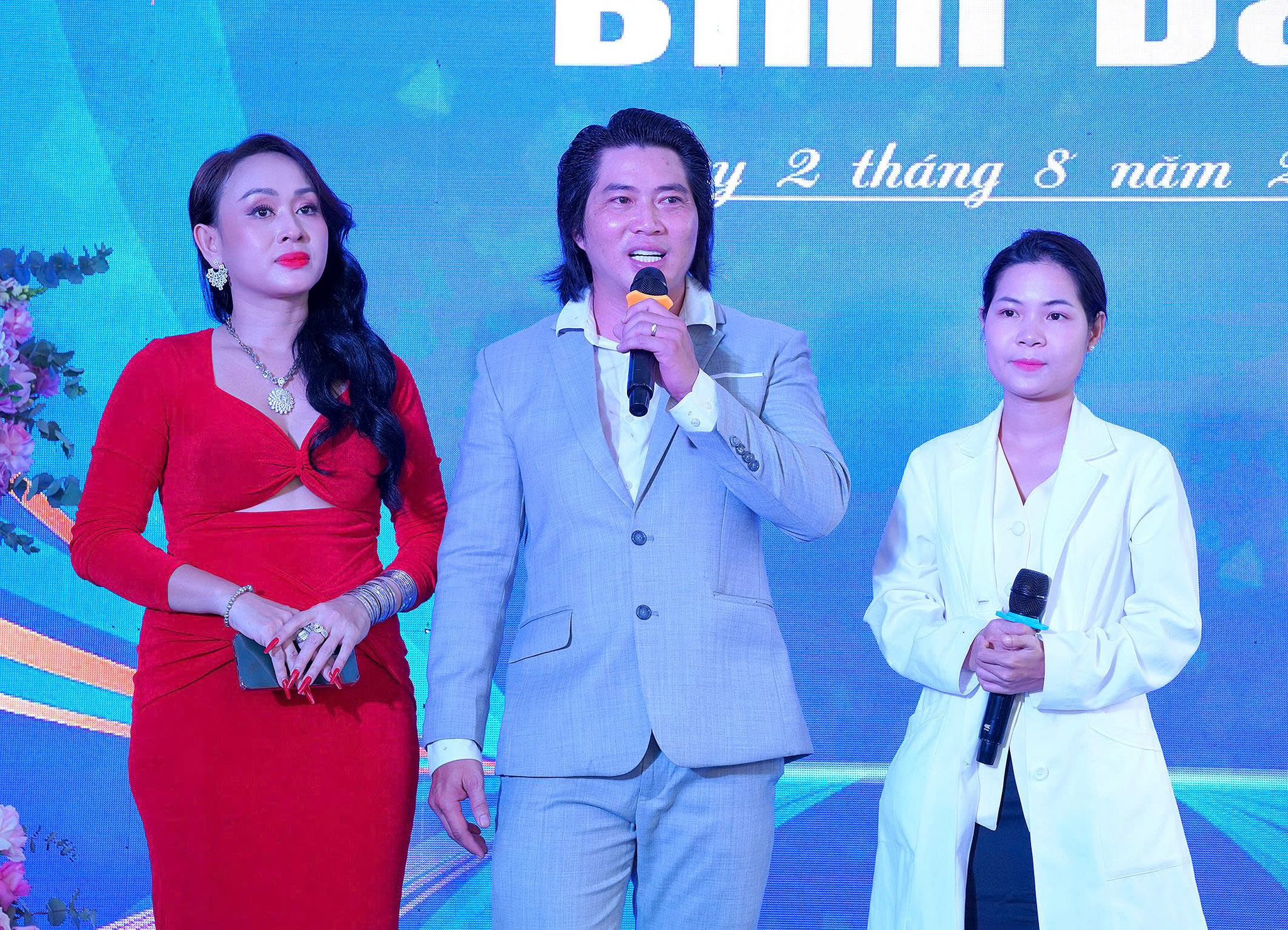 CEO Nha khoa Bình Dân: Bán máu để trở thành doanh nhân.