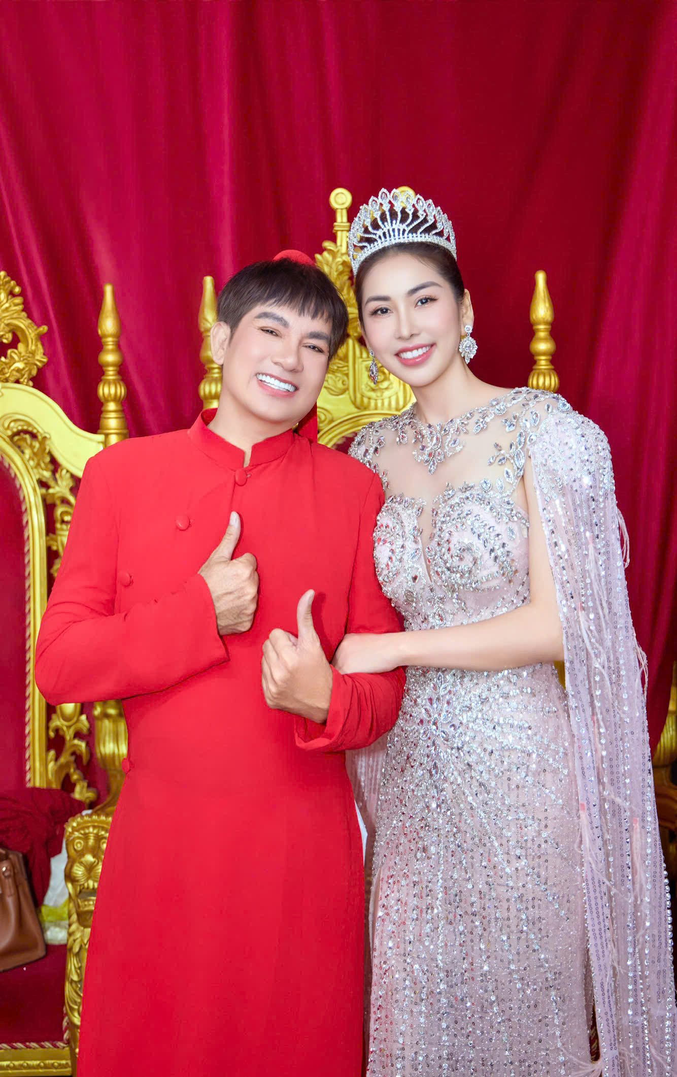 Nữ hoàng điện ảnh Trịnh Thanh Hồng sức cuốn hút của một Hoa hậu trên ghế nóng cuộc thi điện ảnh.