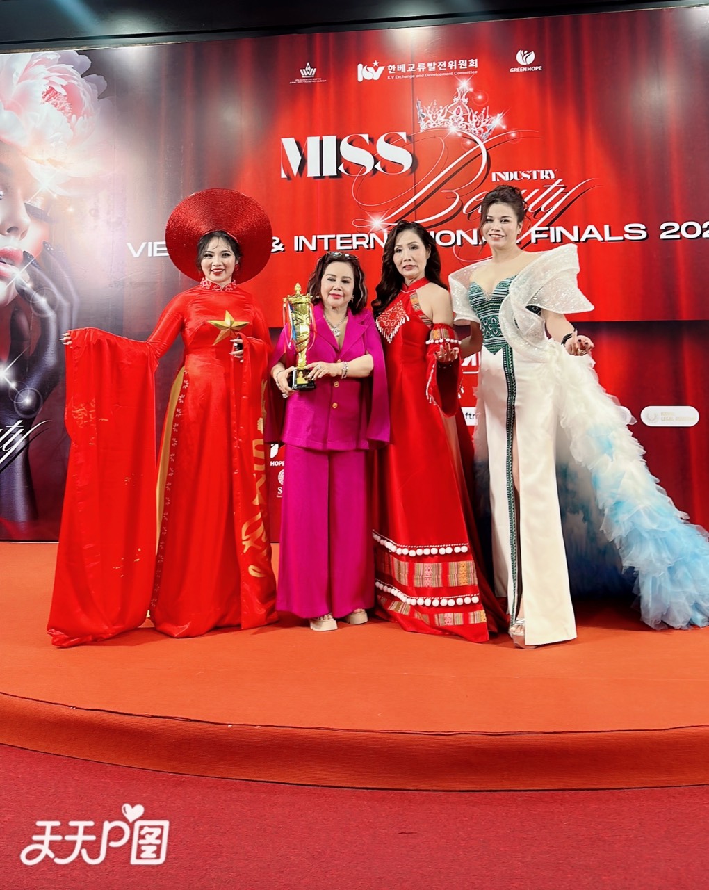 CEO- Chủ tịch Trần Thị Quý đảm nhận vai trò Cố vấn cuộc thi Hoa hậu Ngành làm đẹp Việt Nam quốc tế.