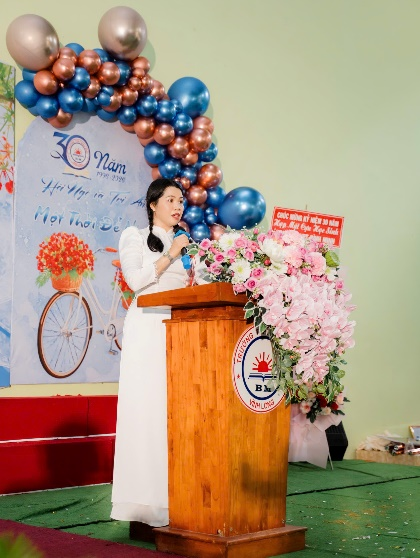 30 NĂM HỌP MẶT: Tự hào là học sinh Trường THPT Bình Minh- tỉnh Vĩnh Long