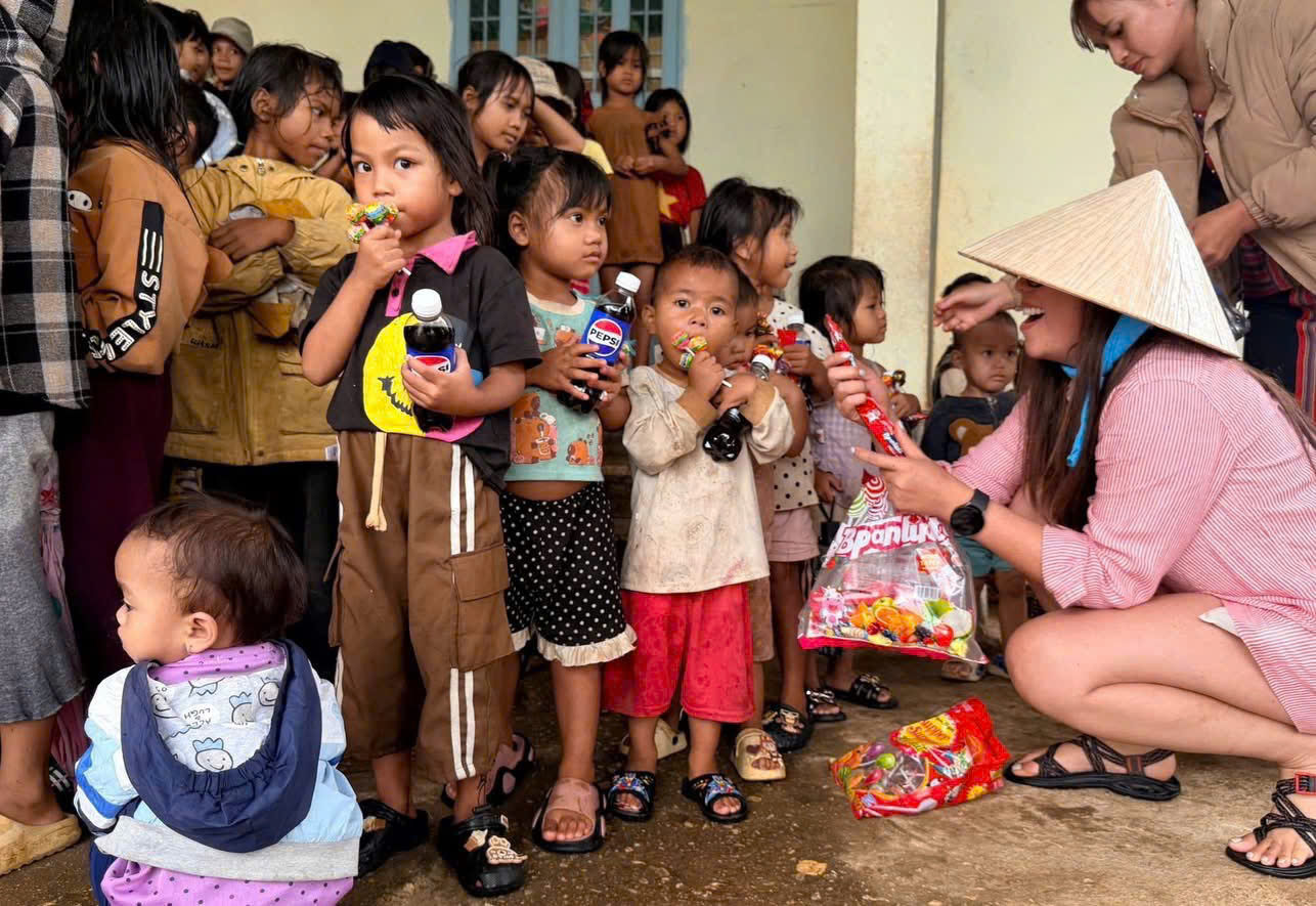 Từ một tấm lòng nơi đất khách đến những miền xa xôi